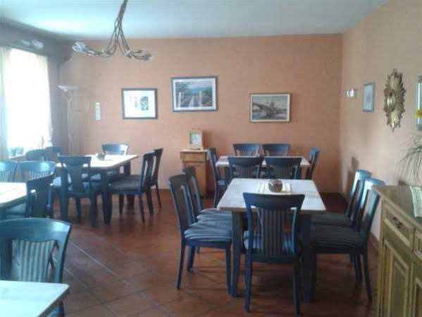 Hotel Gasthof Zum Roessle Хейльбронн Экстерьер фото