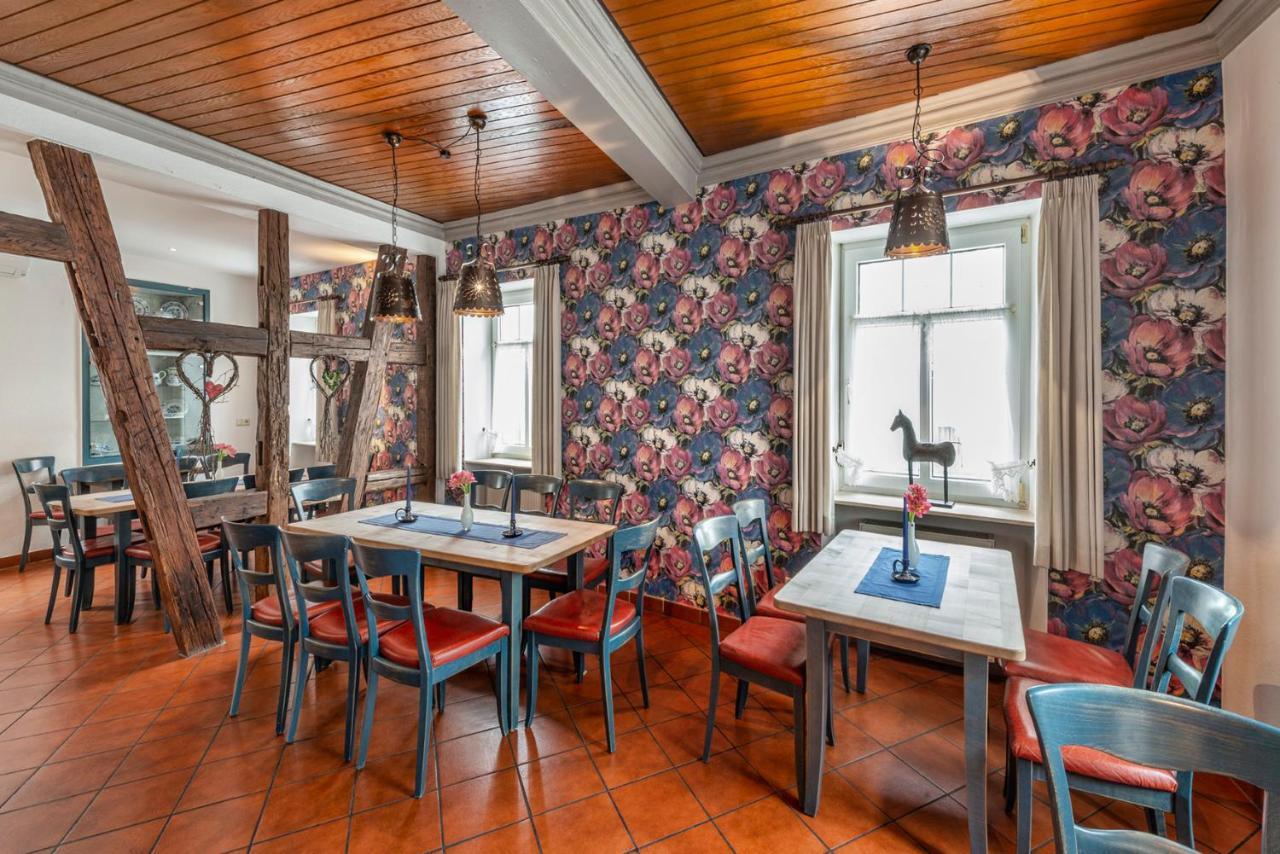 Hotel Gasthof Zum Roessle Хейльбронн Экстерьер фото