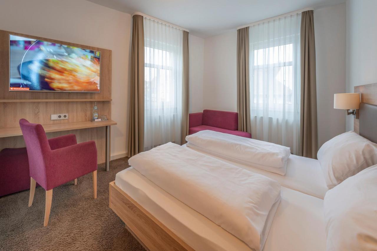 Hotel Gasthof Zum Roessle Хейльбронн Экстерьер фото
