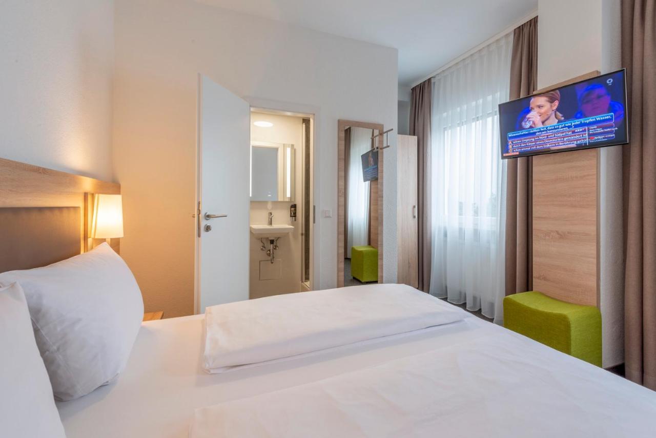 Hotel Gasthof Zum Roessle Хейльбронн Экстерьер фото